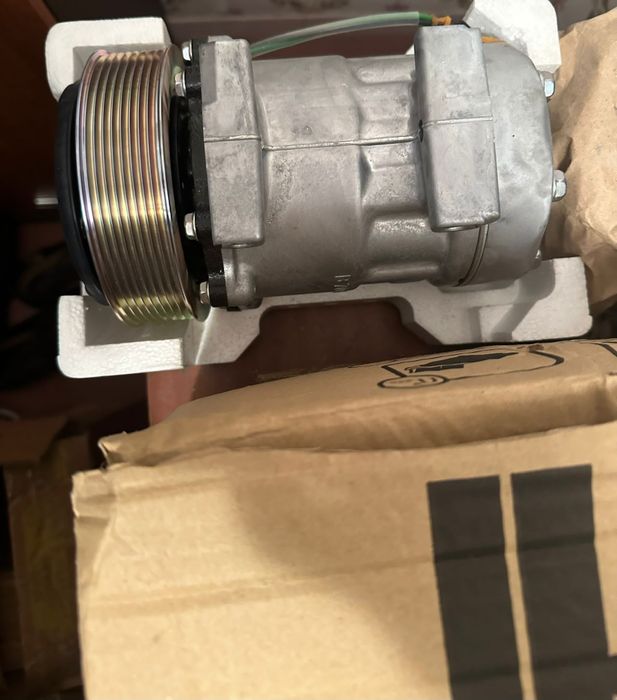 Peças para máquinas e equipamentos volvo