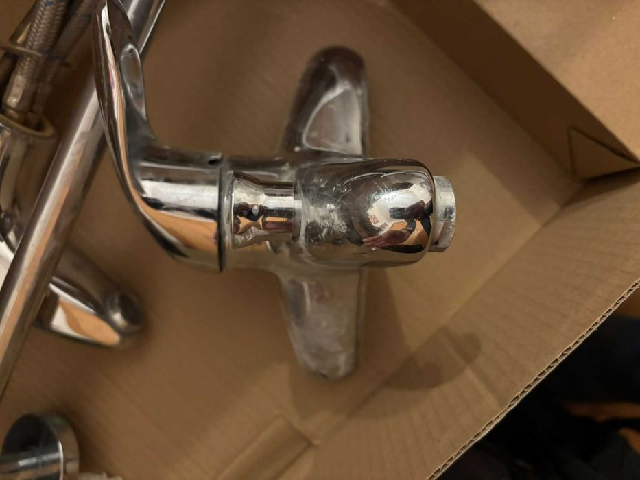 Torneira Roca (2UN) Lavatório + Duche