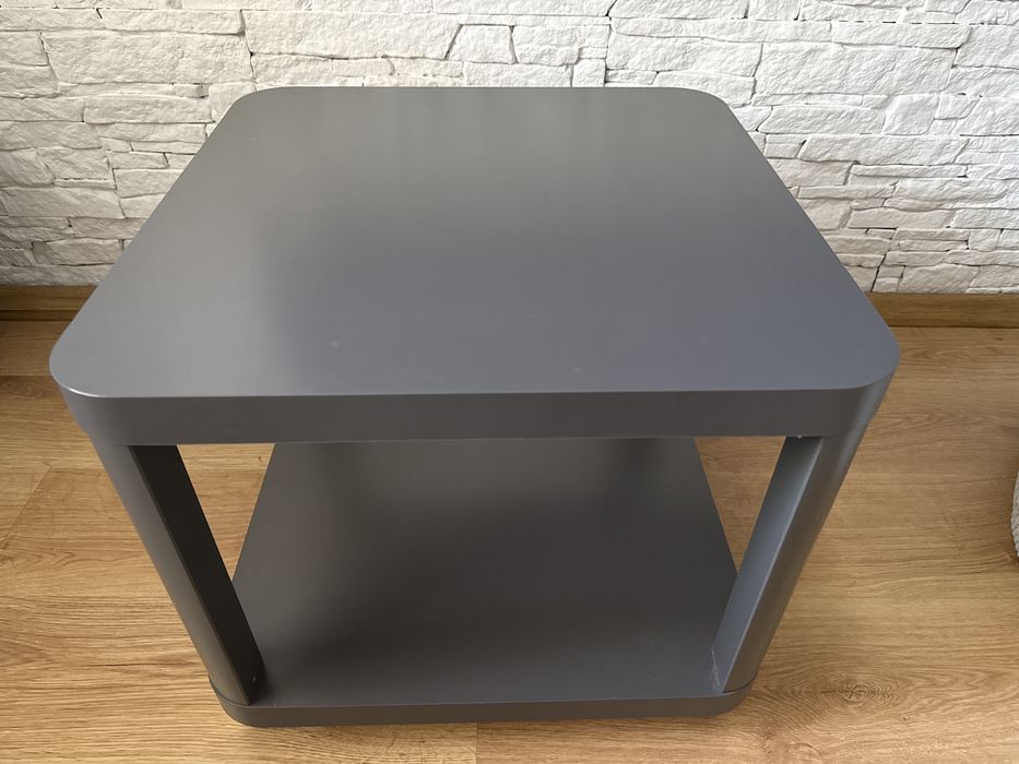 Stolik Ikea na kółkach