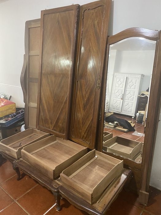 Guarda-vestidos queen mary