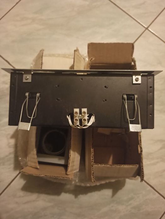 Lampy halogenowe 2x3 plis 1x2 oprawy