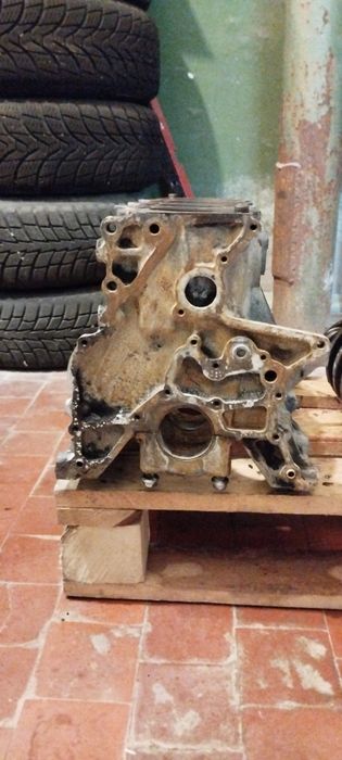 Блок двигателя Toyota 3sfe