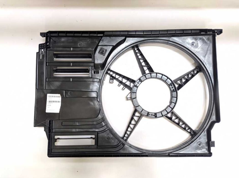 Новий кожух вентилятора BMW X1 F48; MINI F54/55/56/57 новый
