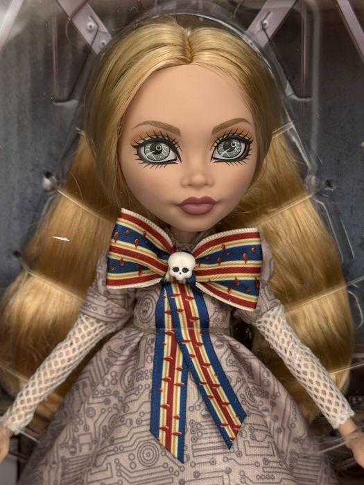 Лялька Skullector Меган та Девід