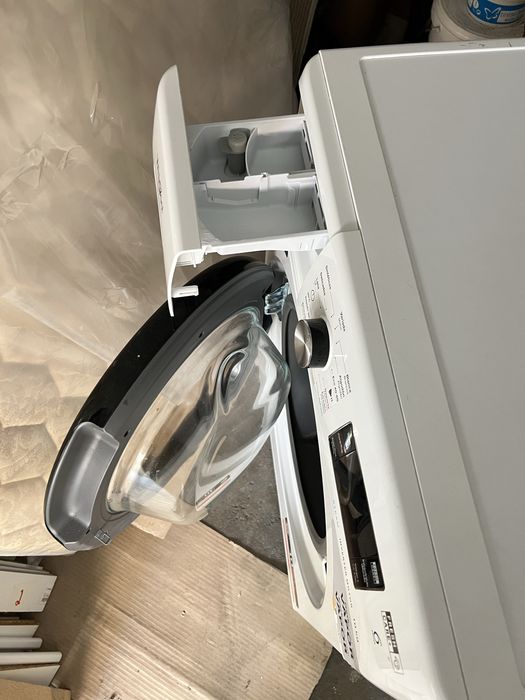 Máquina de Lavar Roupa WHIRLPOOL *NOVA*