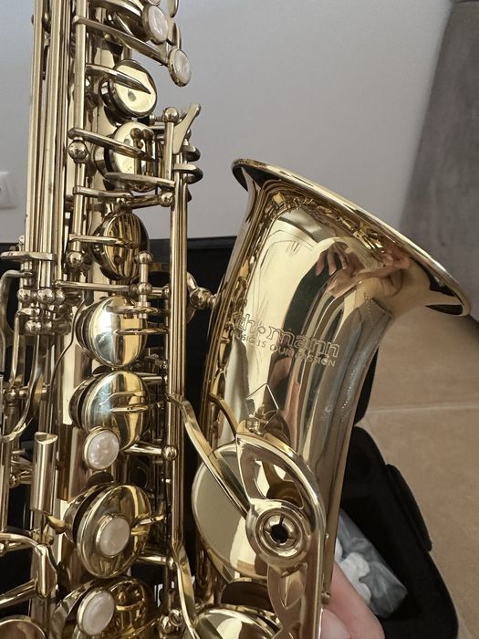 Saxofone Alto Thomann TAS-180 – Novo / Nunca Usado