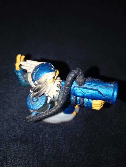 Skylanders Giants Lightcore Jet-Vac