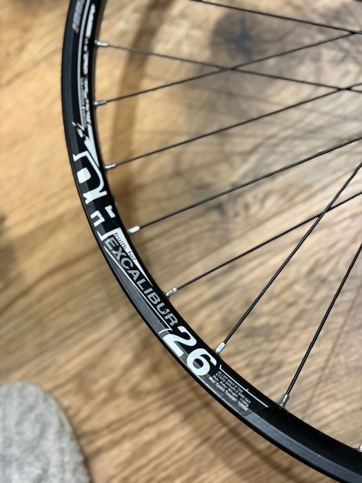 Koło 26” Obręcz Dirt DH Excalibur