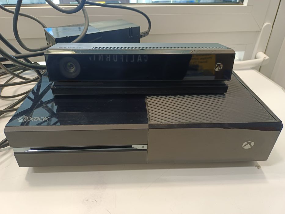 Konsola XBOX ONE + kinect 500gb Komis Madej sc.