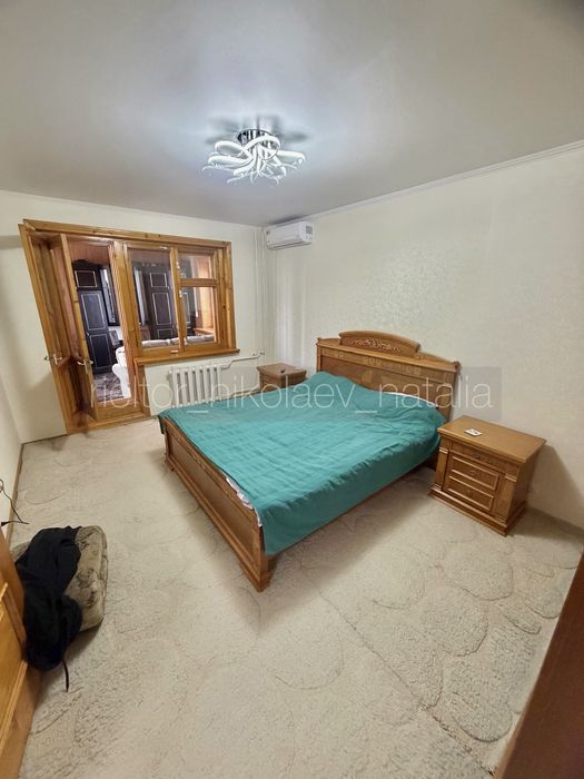 Продаж 3-х кім.кв. з меблями і технікою