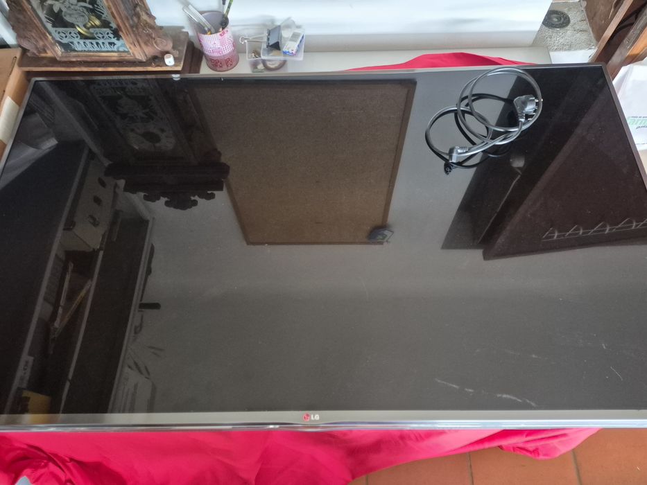 Televisão LG - para peças
