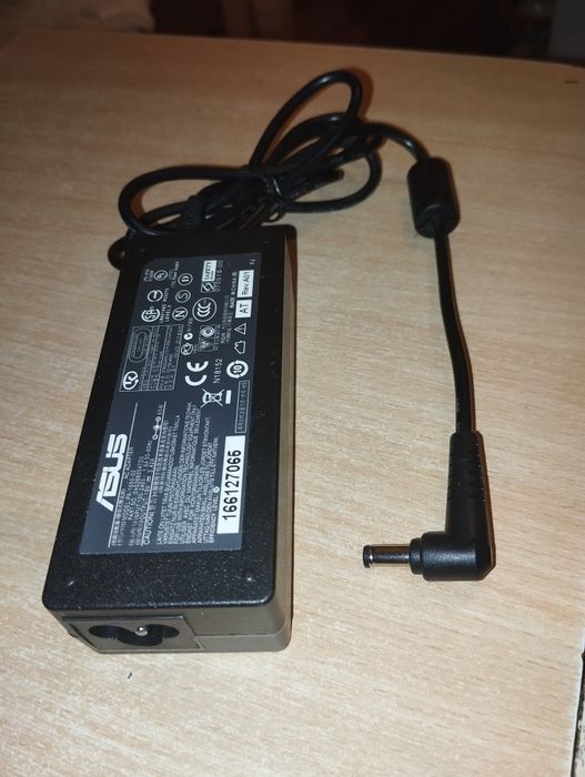 Блок живлення Asus оригінал