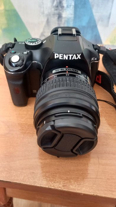 Цифровий фотоапарат  Pentax K-x
