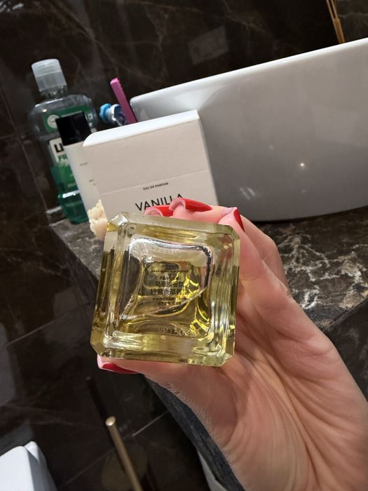 Продам парфюм vanilla powder