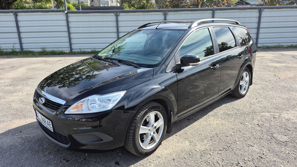 Продам Ford Focus 2 2010 рік 1.6 бензин