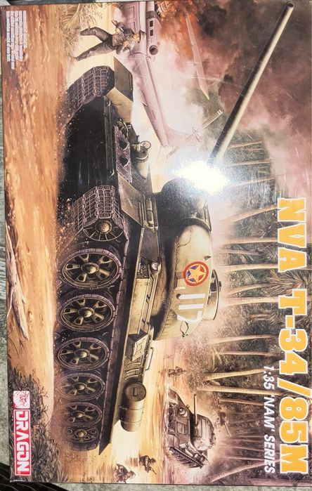 Dragon, 1/35, склеєні, нефарбовані