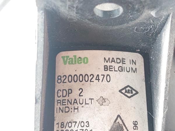 Farol nevoeiro frente direito RENAULT Laguna II (BG0/1_)