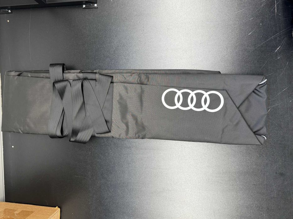 Pokrowiec na narty - Audi