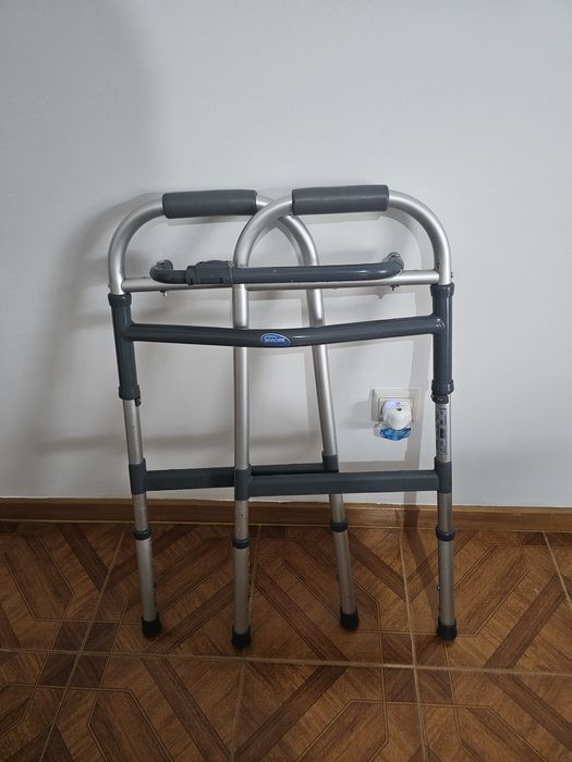 Andarilho articulado