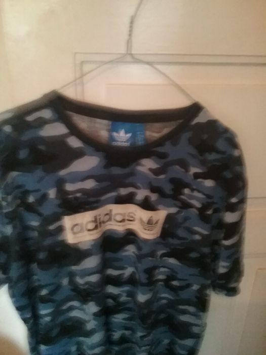 Vende se camisola Adidas