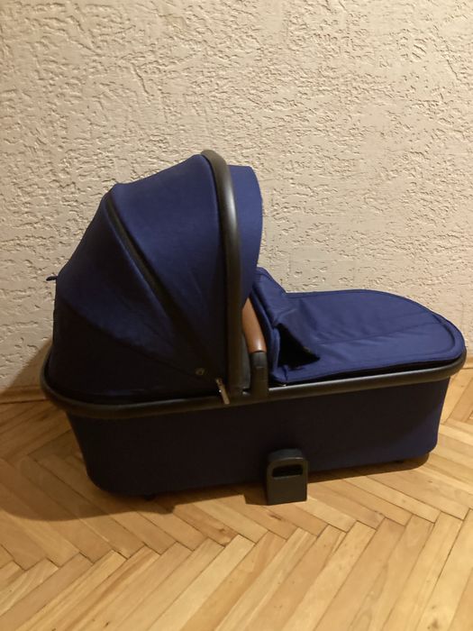 Nowa gondola do wózka Muuvo Slick kolor Blue Lush pasuje rownież do Modelu : Quick , Quick 2.0 , 3.0 i 4.0