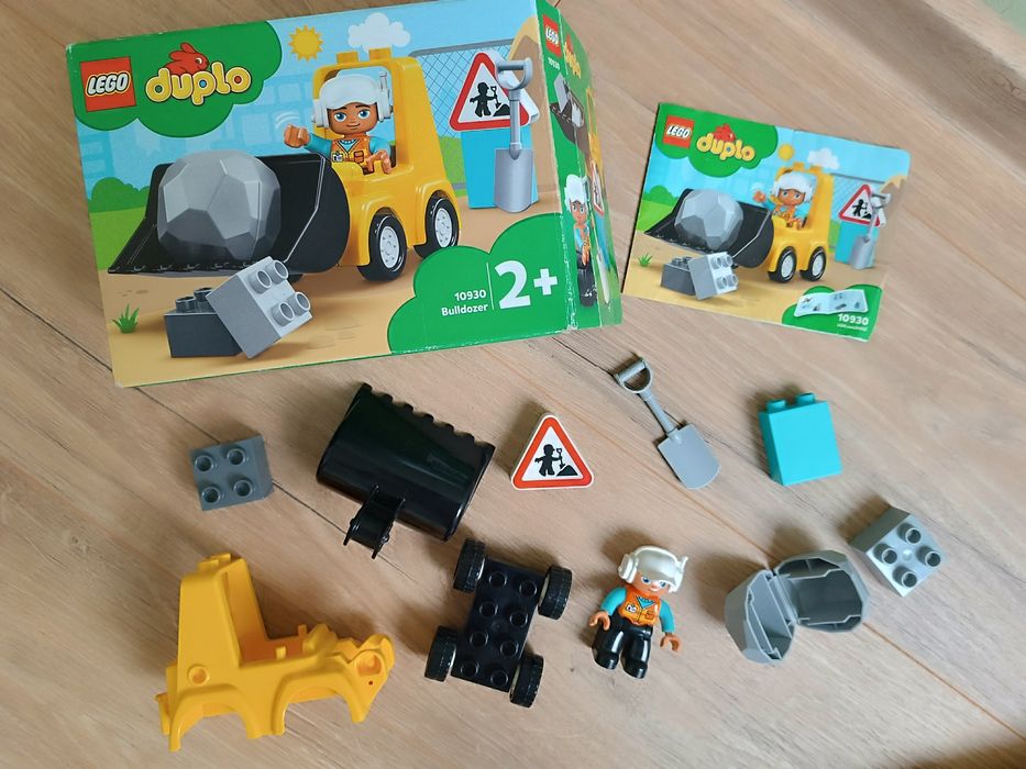 46. 2 zestawy LEGO Duplo 10930 i 10847