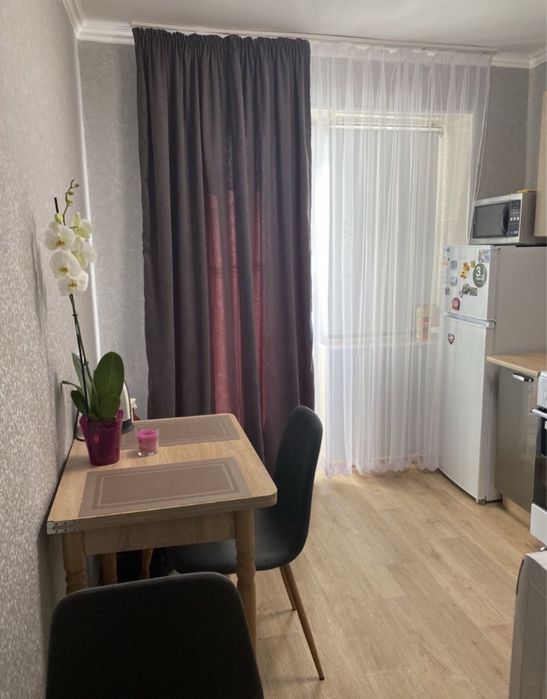 Продаж гарячої пропозиції центр міста