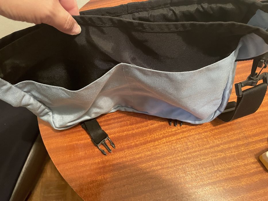 Mala tiracolo Eastpak