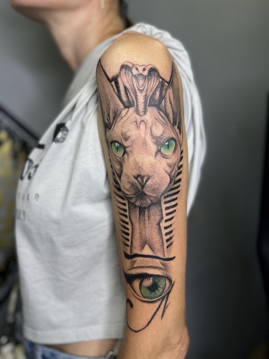 Тату на любу тематику у різних стилях