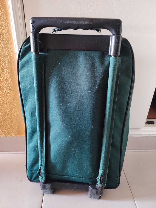 Vendo mala de viagem