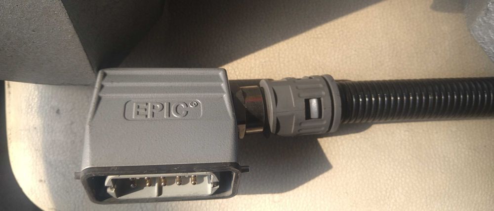 Pulpit sterowania dwuręcznego