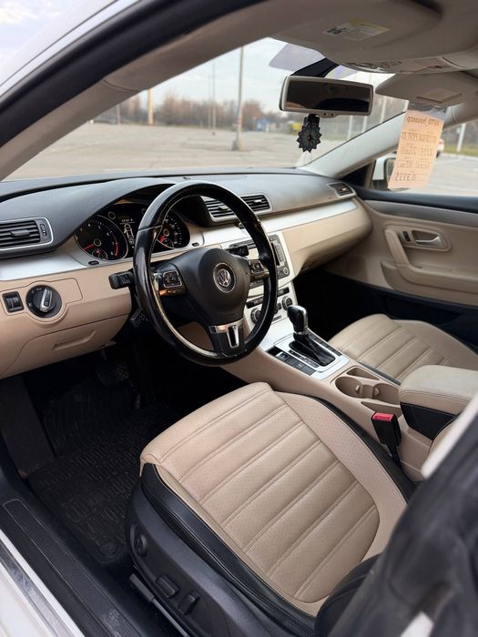 Volkswagen Passat CC