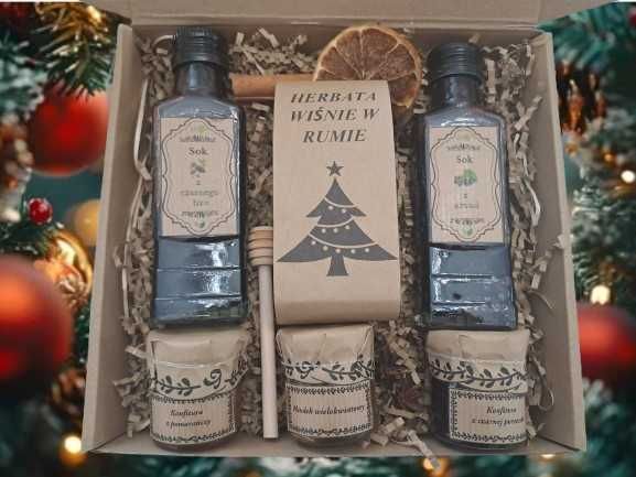 Zestaw box prezent "choinka, herbata", soki, konfitury, miód, czerpak