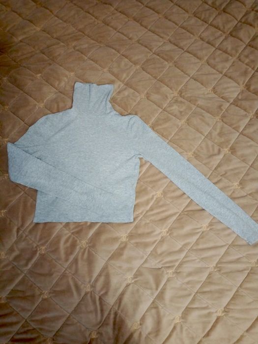 Сірий светр, розмір S-M