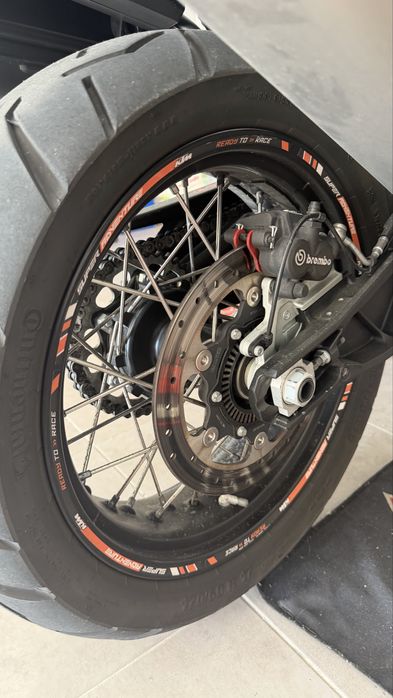 Conjunto rodas raiadas KTM