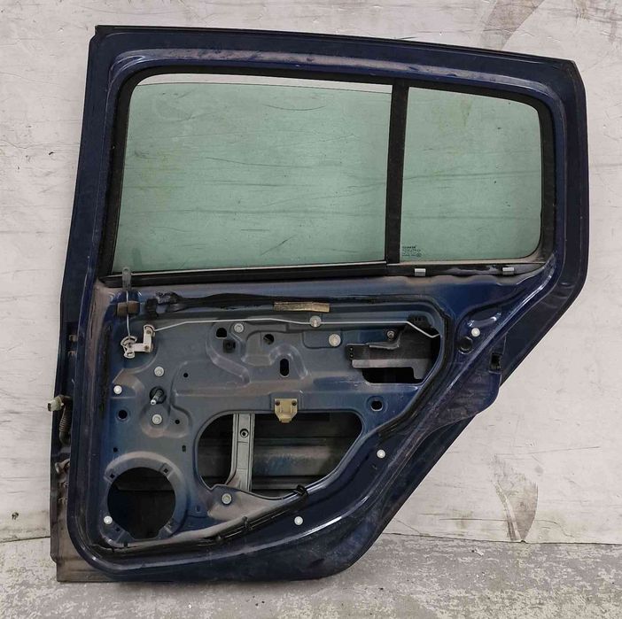 Porta Trás Direita - RENAULT CLIO II