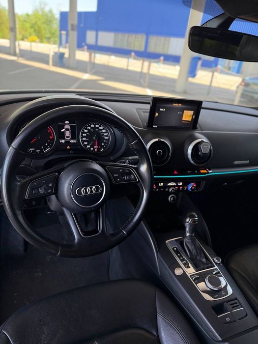Продам Audi A3 2016