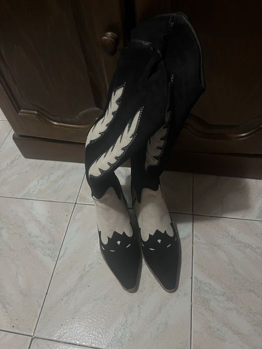 Botas pretas e bege n 40