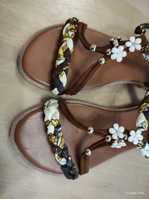 Sandały sandałki damski w stylu Boho z kwiatkami rozm. 39