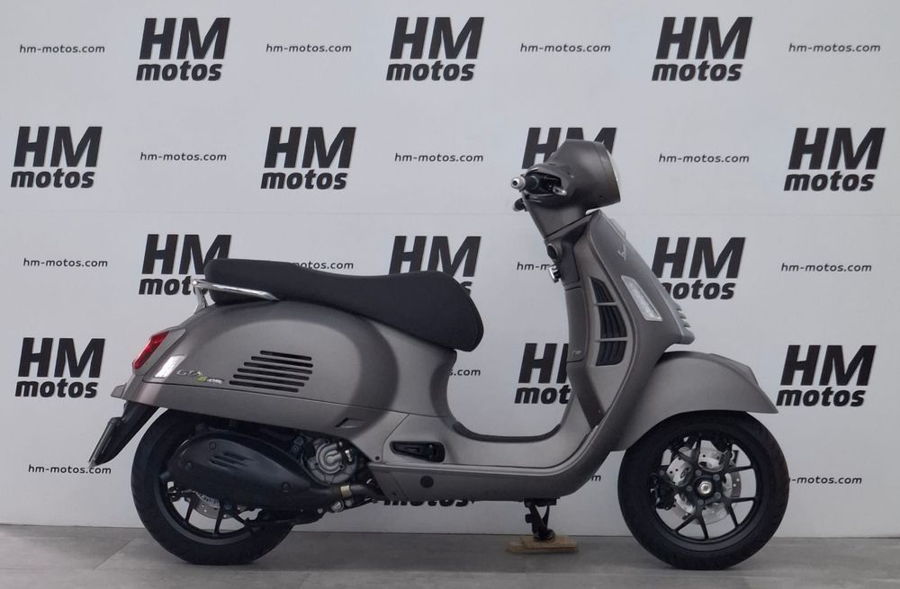 Vespa GTS Super 300 - 18 MESES DE GARANTIA