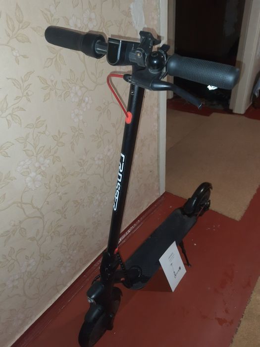 Електросамокат CROSSER   модель E9-10INCH