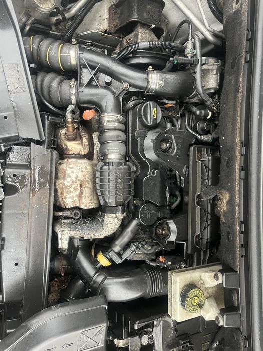 Silnik 1,6hdi 8v 9HN - Peugeot Citroen - w aucie do odpalenia