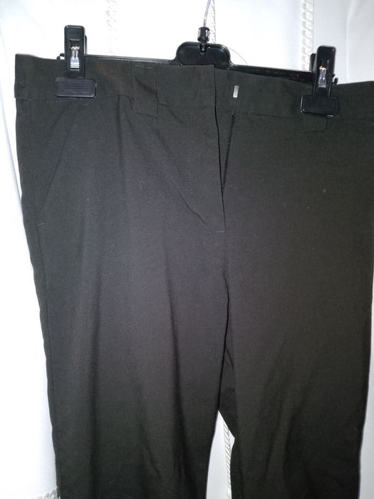 Eleganckie czarne spodnie 158