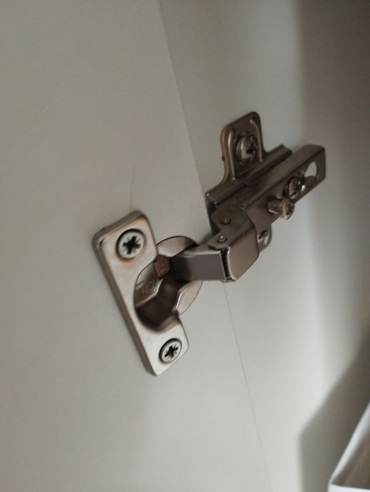 Szafa biała pokój dziecięcy dwudrzwiowa Jysk