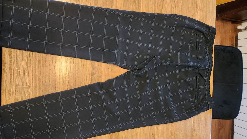 Spodnie wizytowe Reserved L