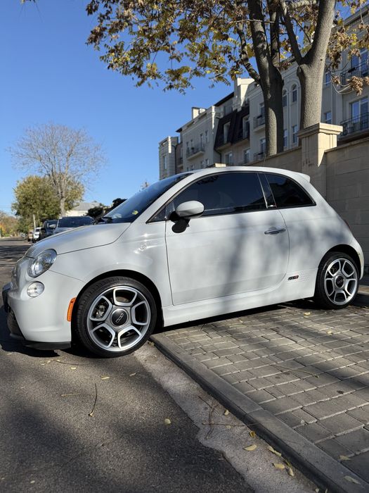 Fiat 500e 2017р. 80тис. км