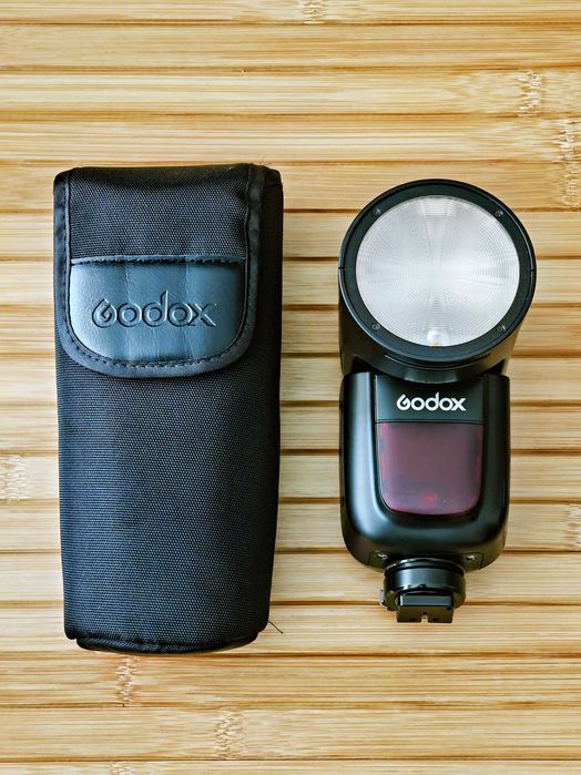 Godox V1 - Sony Mount