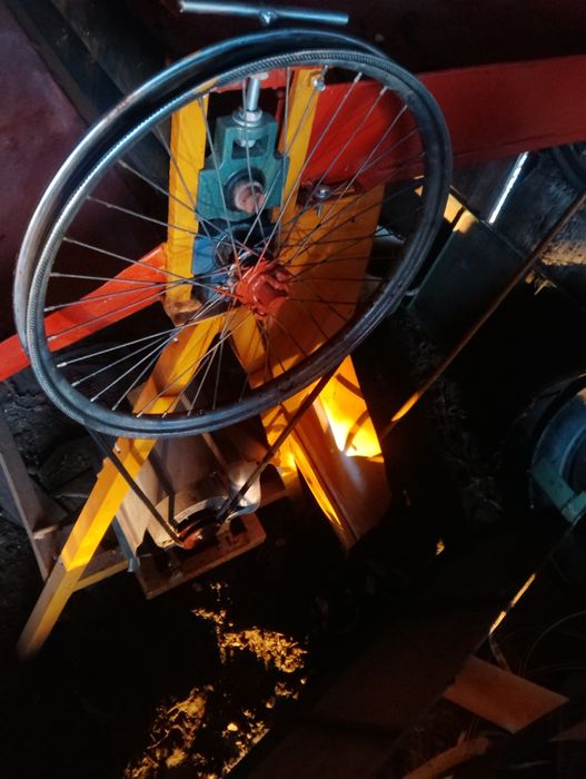 Maszynka do łuskania Bobu