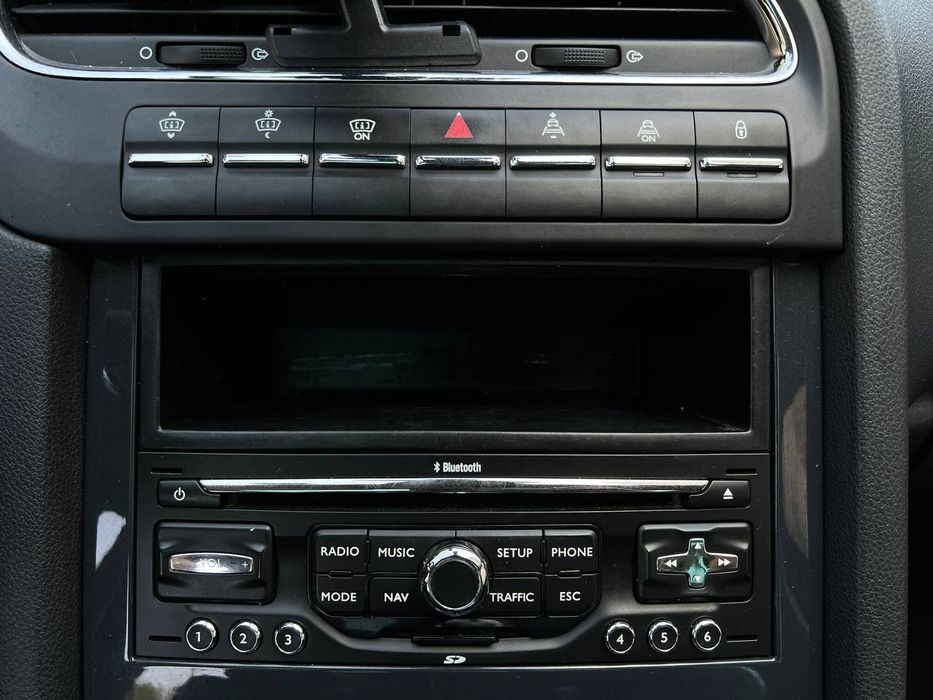 Продам Peugeot 5008 1.6 THP АВТОМАТ