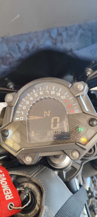 "reservada" Vendo Kawasaki  Z900  práticamente nova
